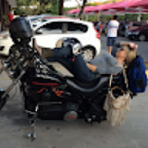 Meet your Posher, Leticia